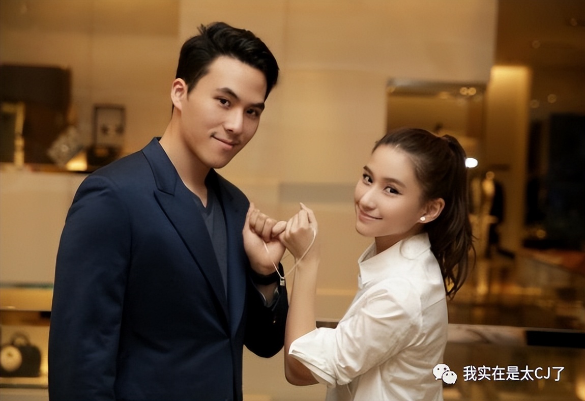 犯罪嫌疑人和他的同行人,民警和嫌疑犯同年同月同日生