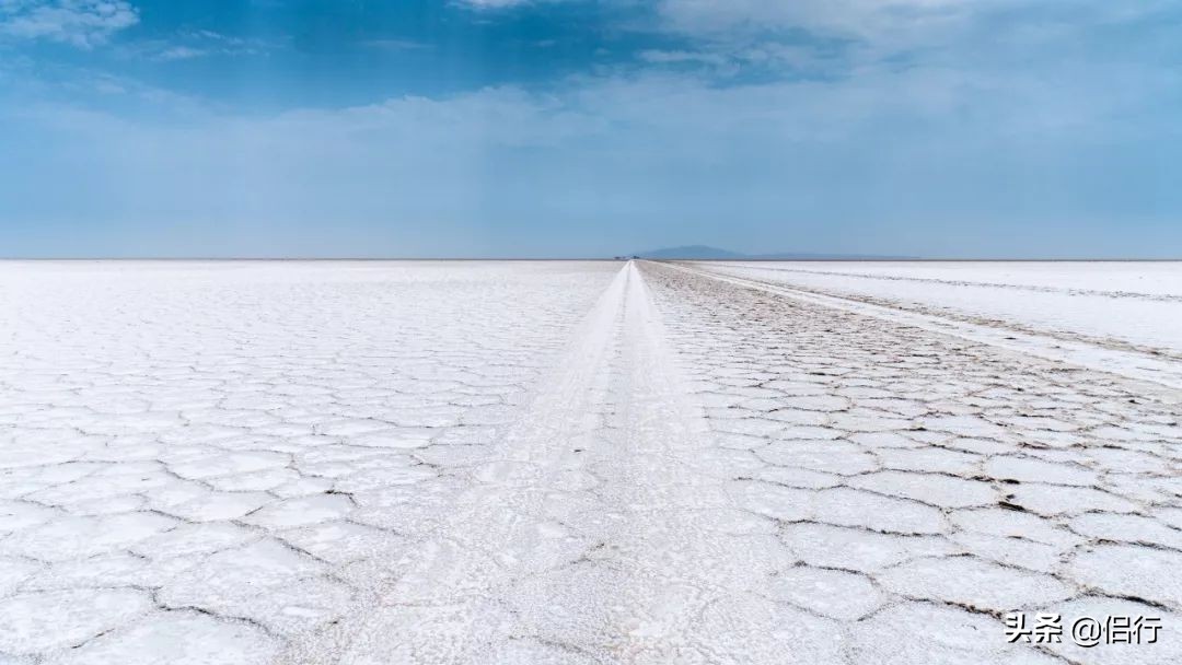 在非洲的死海，探访最接近地狱之门的人