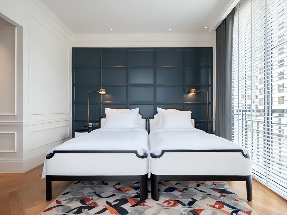 经典摩登复古风的五星级酒店,经典的酒店