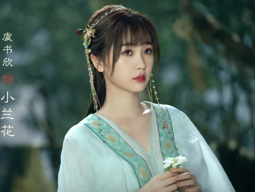 “一丝不挂”还不害臊，娱乐圈为艺术献身的“流氓真相”藏不住了