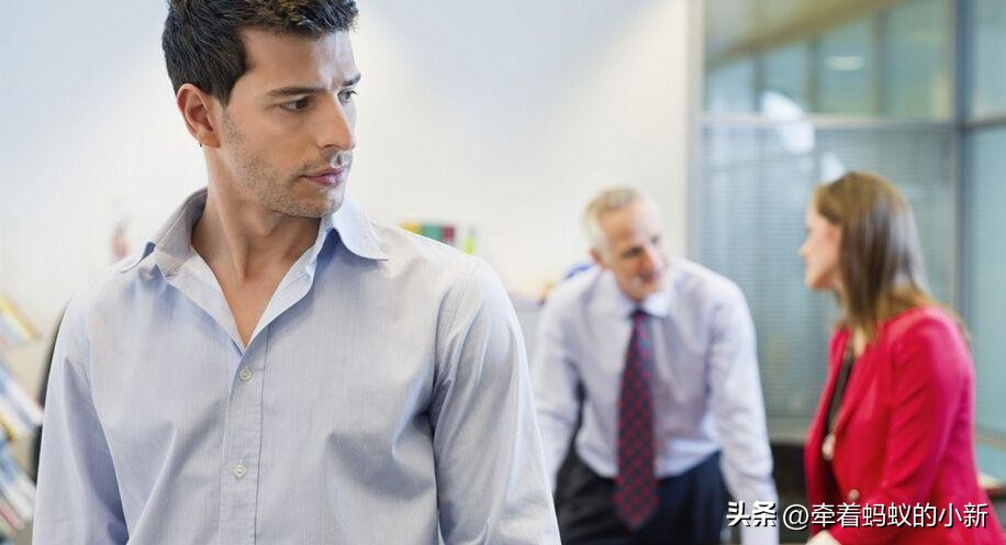 青年失业率高企，突破了20%，毕业生“慢就业”是妥协还是智慧？