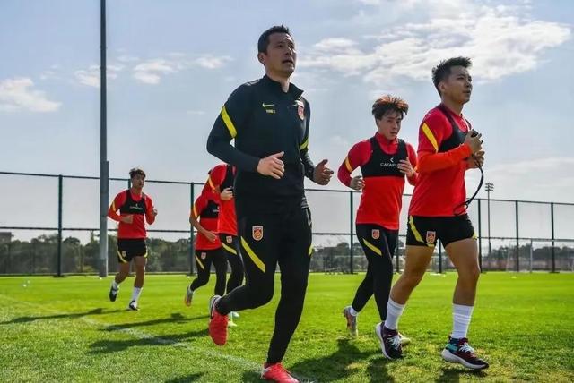 国足出线后被人踢个10比0,国足u17vs澳大利亚直播