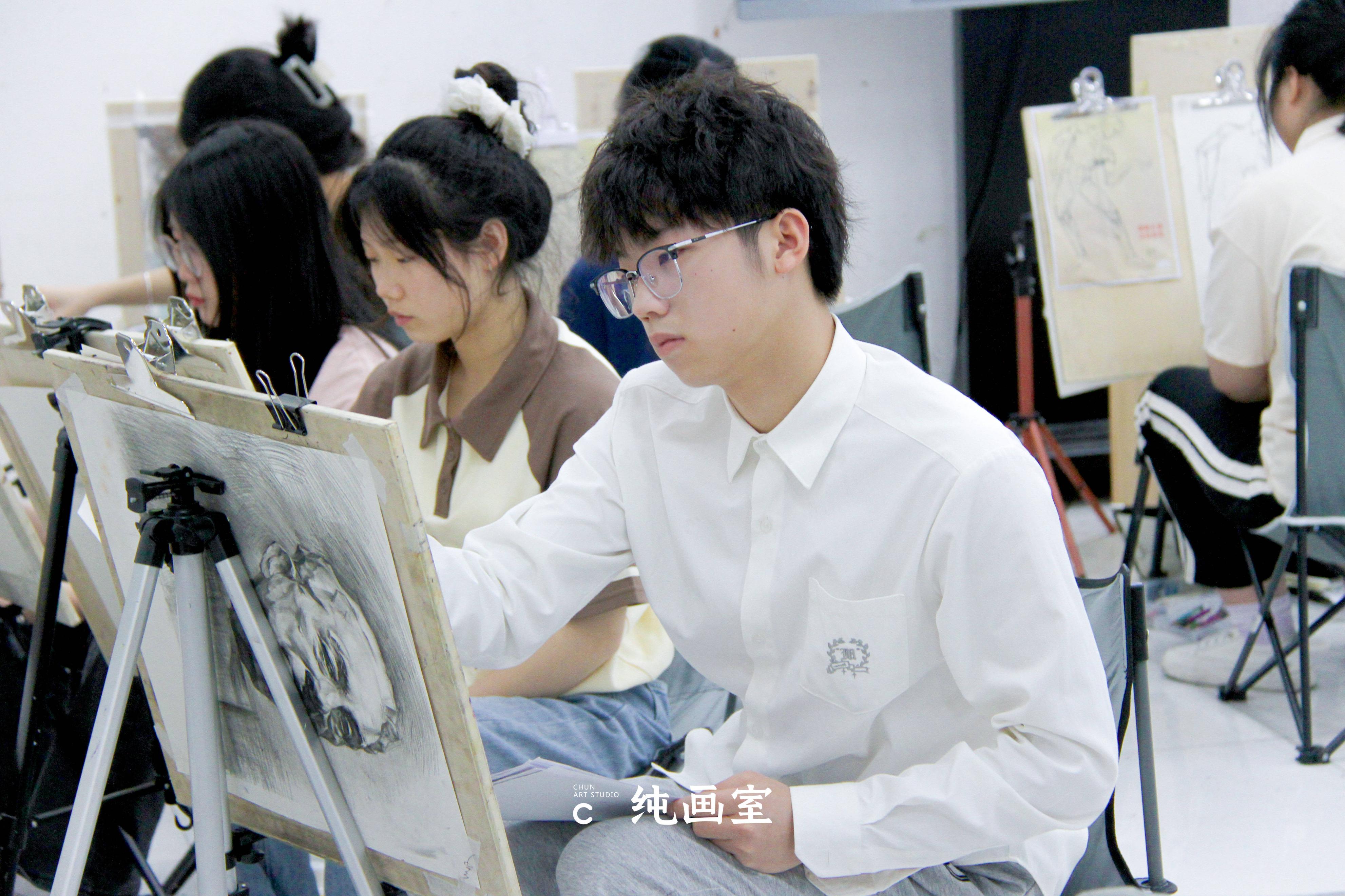 杭州画室前十名排行榜,杭州画室暑假班学生素描作品欣赏