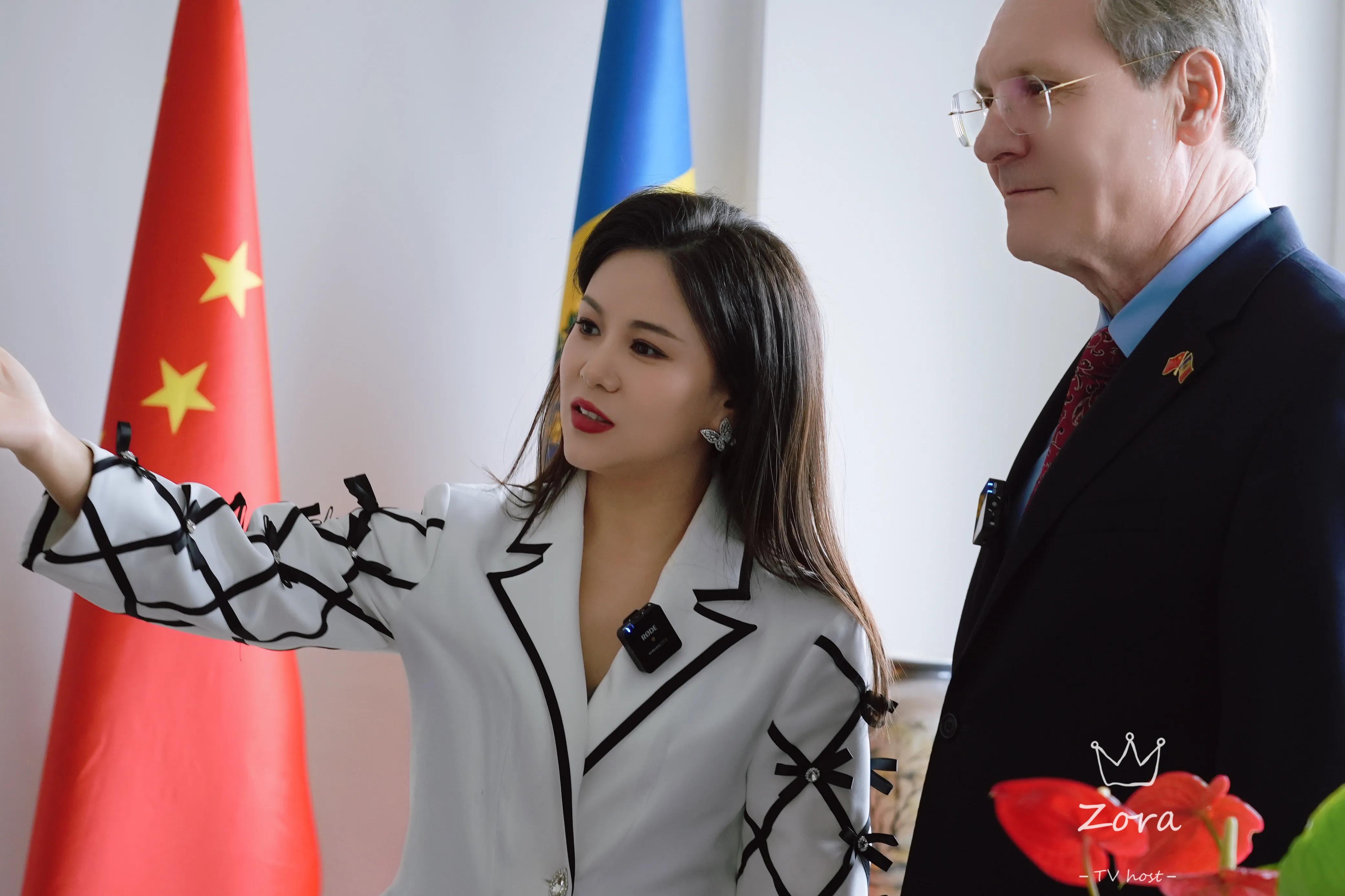 主持人刘美希综艺节目,主持人刘美希工作日常随拍