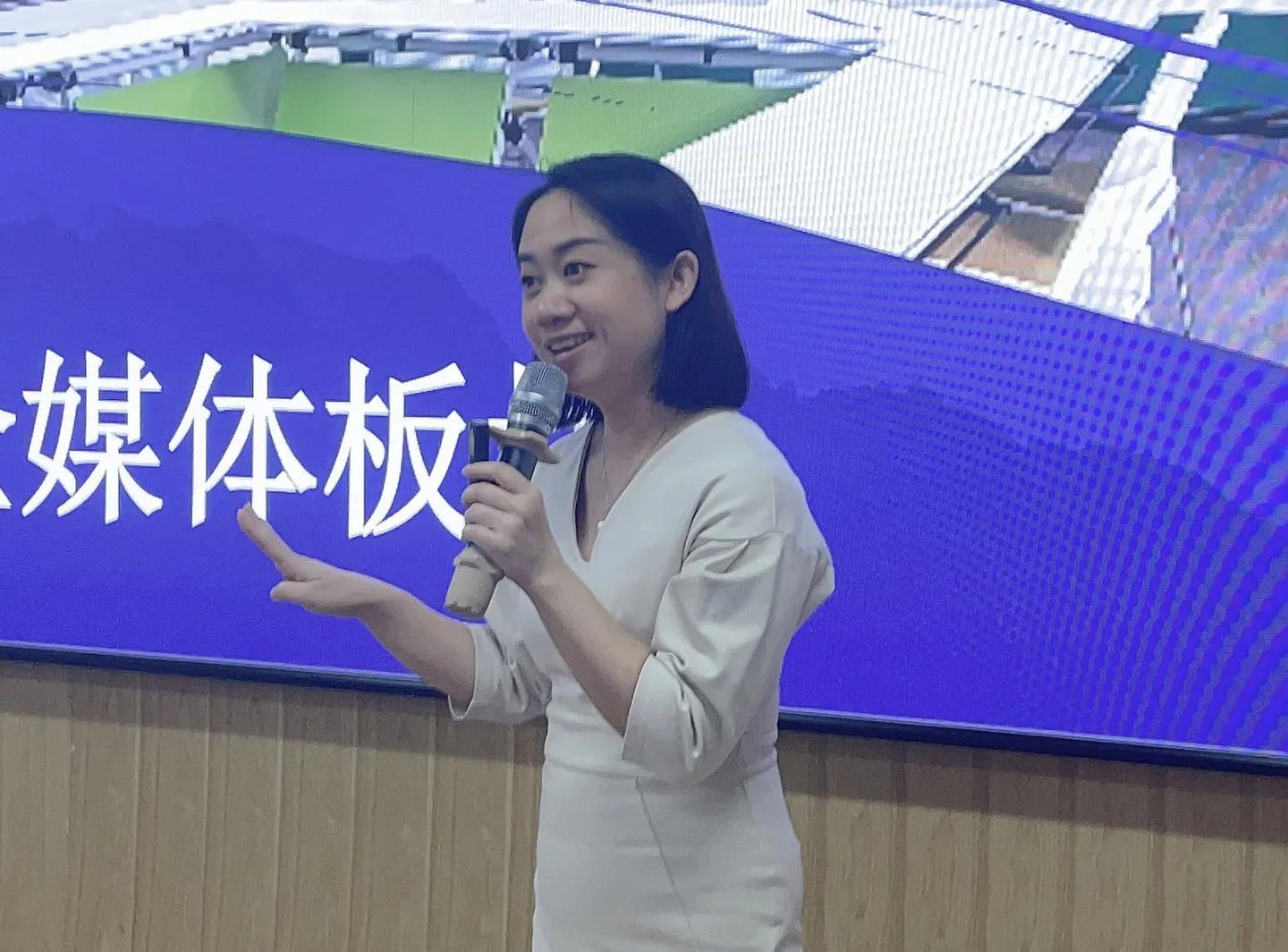 爱君家政服务中心团购,南宁爱君家政培训