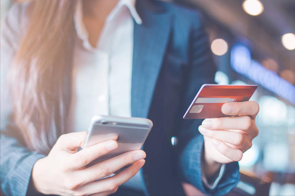 不能与手机放在一起的东西,手机不能和什么放在一起危害大