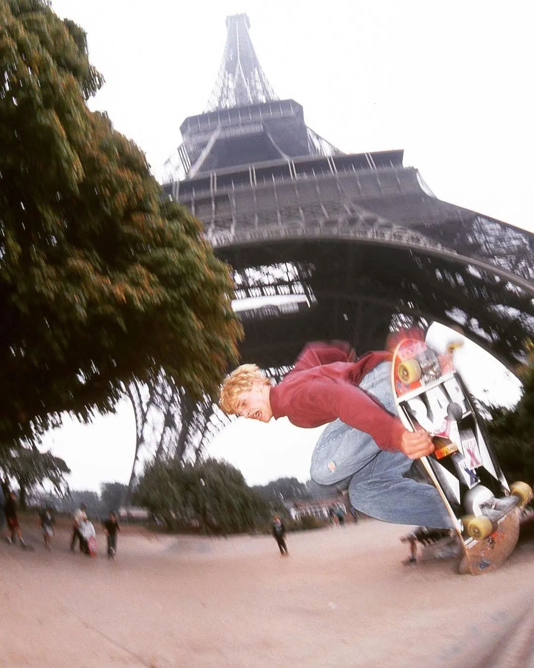 为什么supreme现在那么便宜 (supreme为什么这么成功)