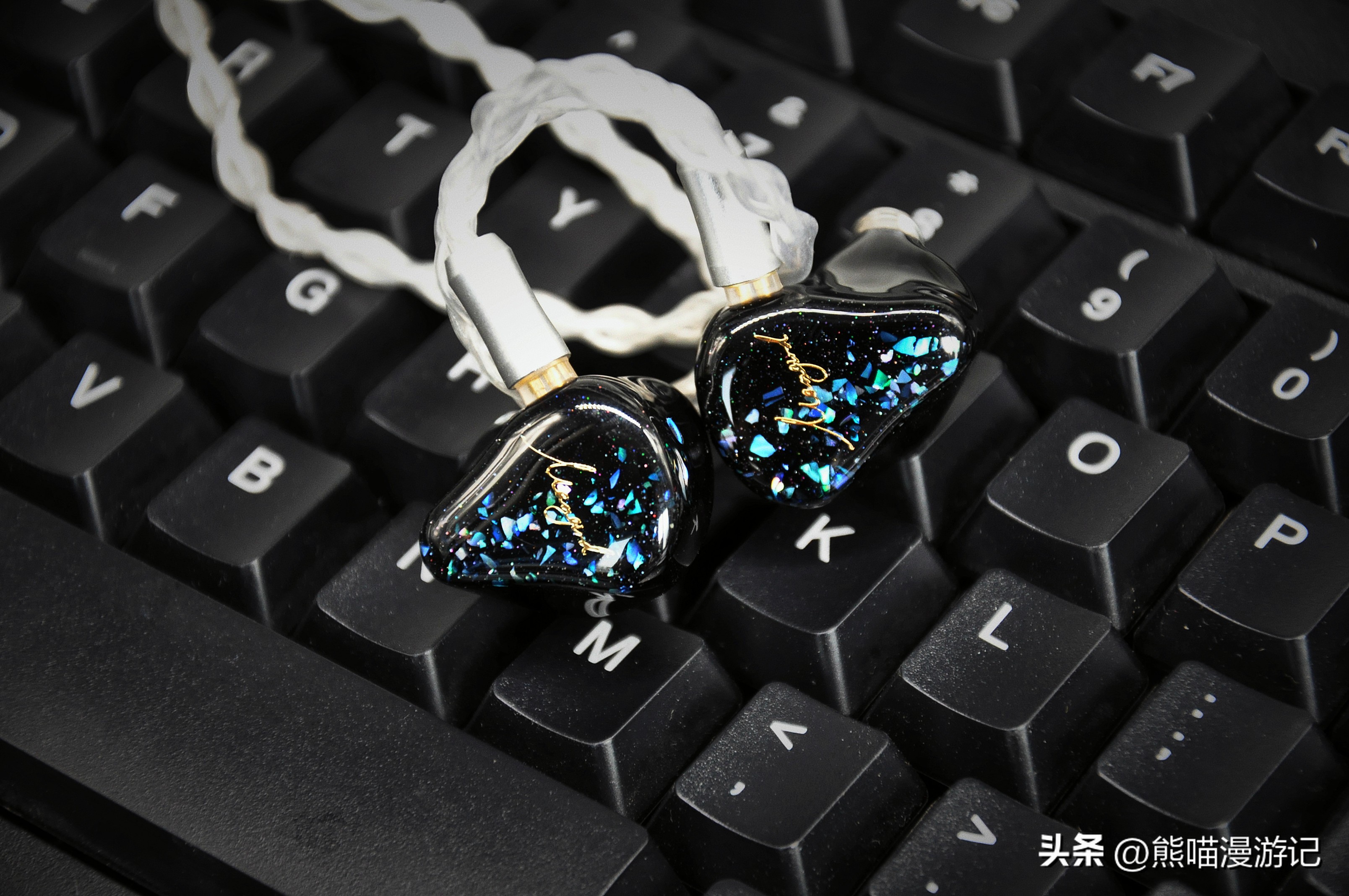 头戴HIFI蓝牙耳机如何选,不入耳蓝牙耳机评测不漏音推荐