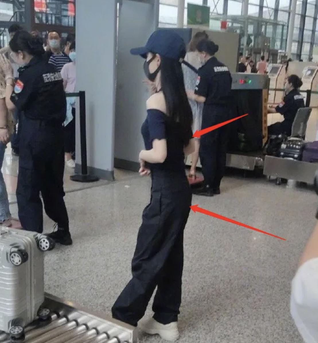 娱乐圈还有哪些假臀假肌肉,假臀假肌肉假肩膀的明星们