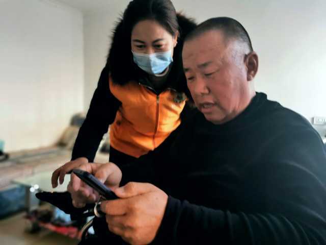 宁夏石嘴山市水城民生社区的志愿者“拿着”一把别人家的钥匙