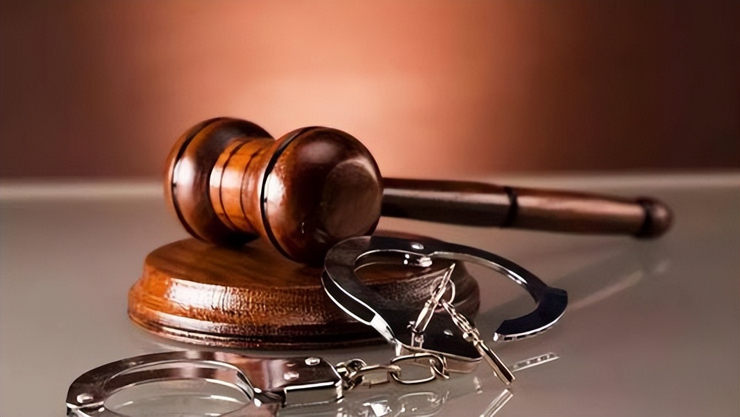 怎样确定炒外汇的平台是否合法,在外汇交易平台炒外汇合法吗