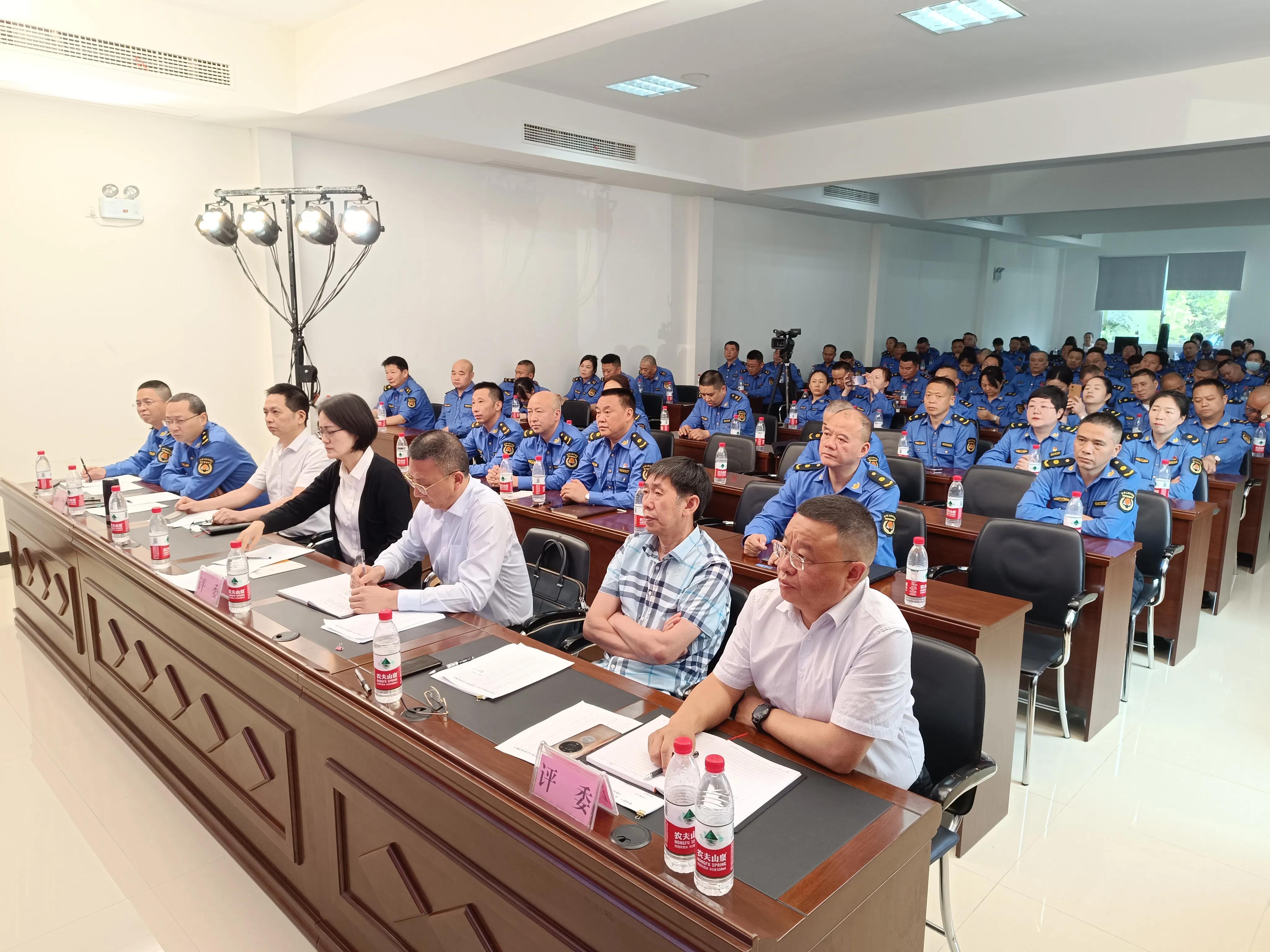 城管人敢担当善作为演讲,敢闯敢干唯实争先