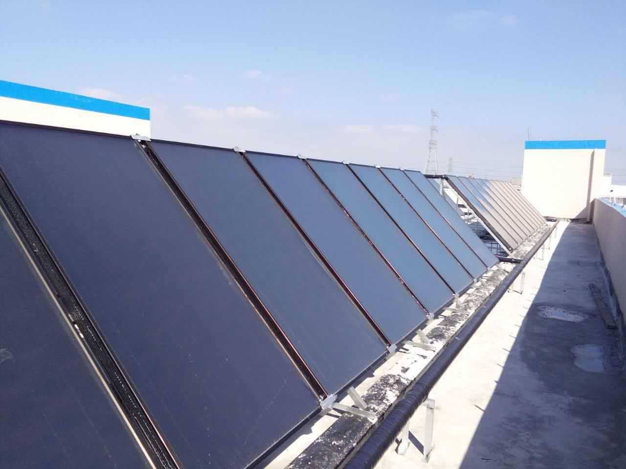 农村楼顶安装太阳能还给钱靠谱吗,小区高层楼顶能做光伏阳光房