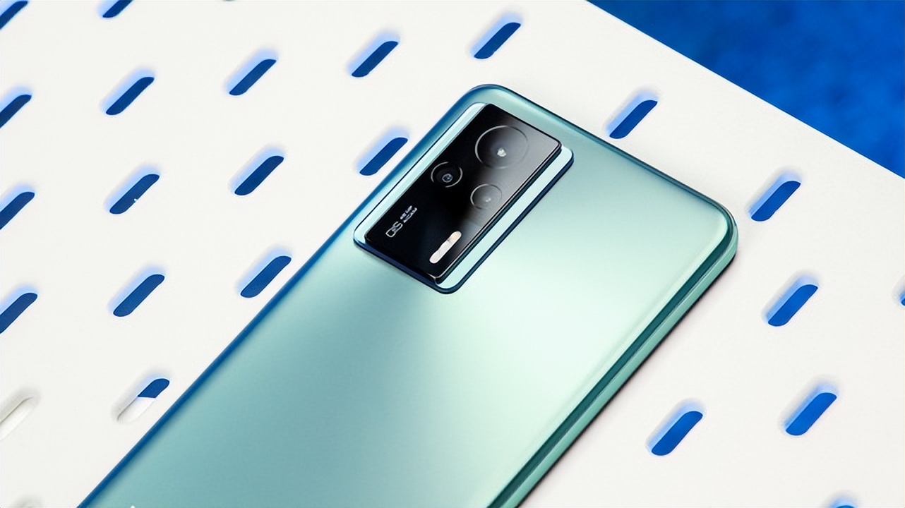 目前这四款手机不建议买,这四款高配低价的手机你值得入手