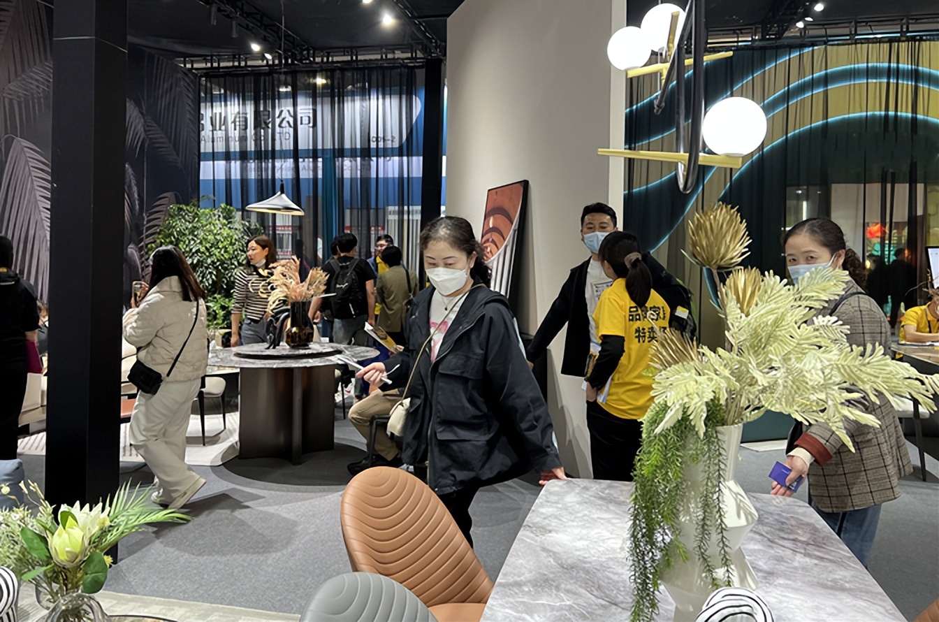 软硬兼施做整家，优装优配助力定制商家狂飙2023