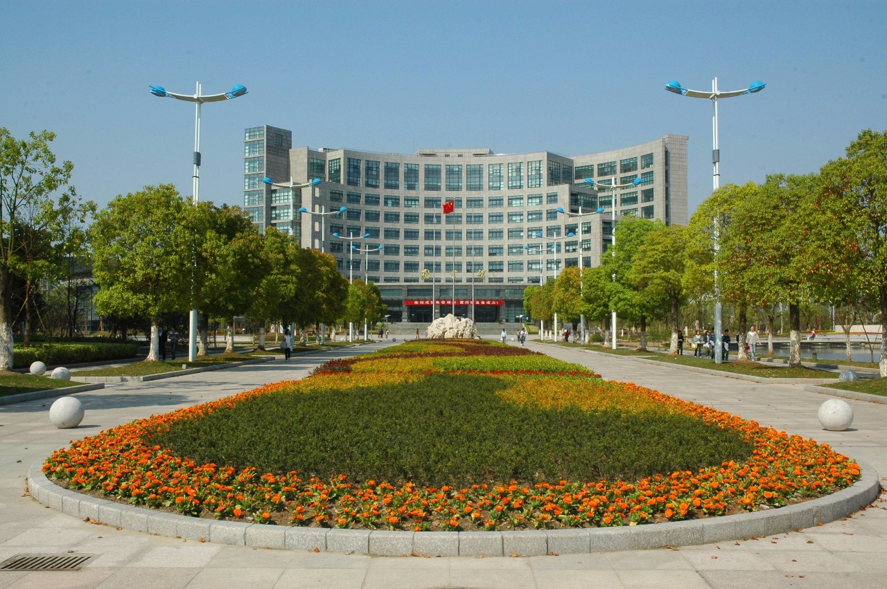 江苏师范大学对比杭州师范大学,杭州师范大学和江苏师范哪个好