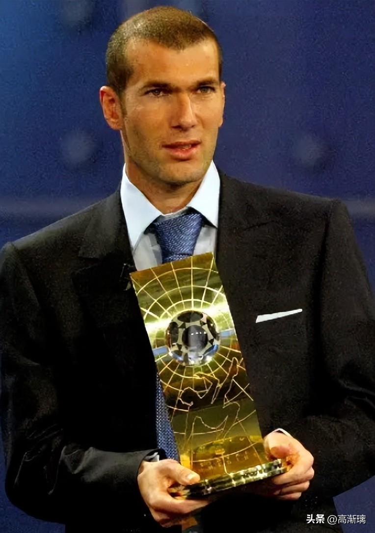 足球大师齐达内形象,艺术大师齐达内