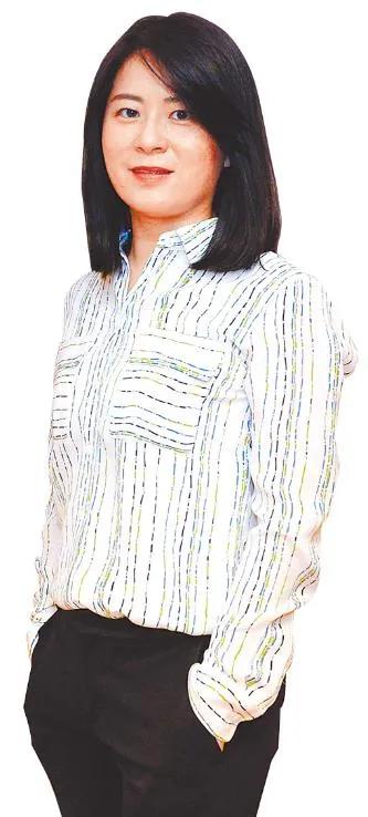 谁敢说造纸阳盛阴衰？接班十余年，柔雅的她穿梭台湾岛与越南之间