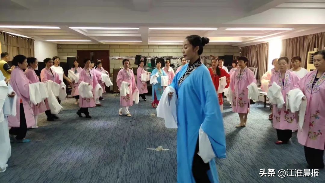 安徽人龙宝玲,45岁,今天认识她