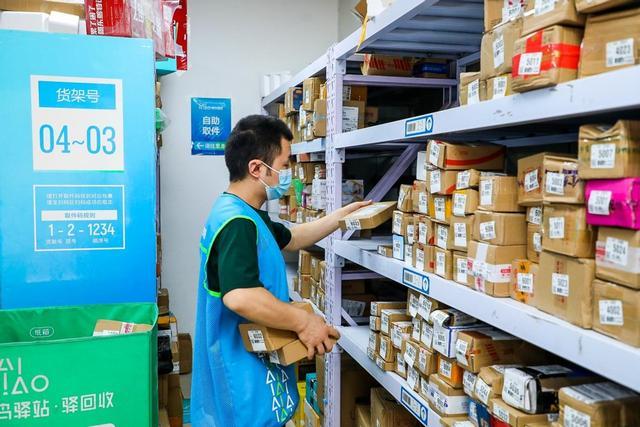 菜鸟驿站每天收件800转让费多少钱,菜鸟驿站每天400件转让费