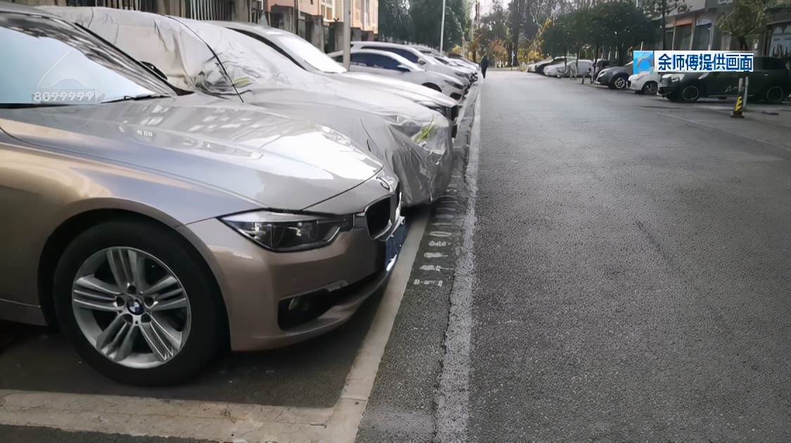 城市道路内停车泊位收费合理,市民停车被乱收费