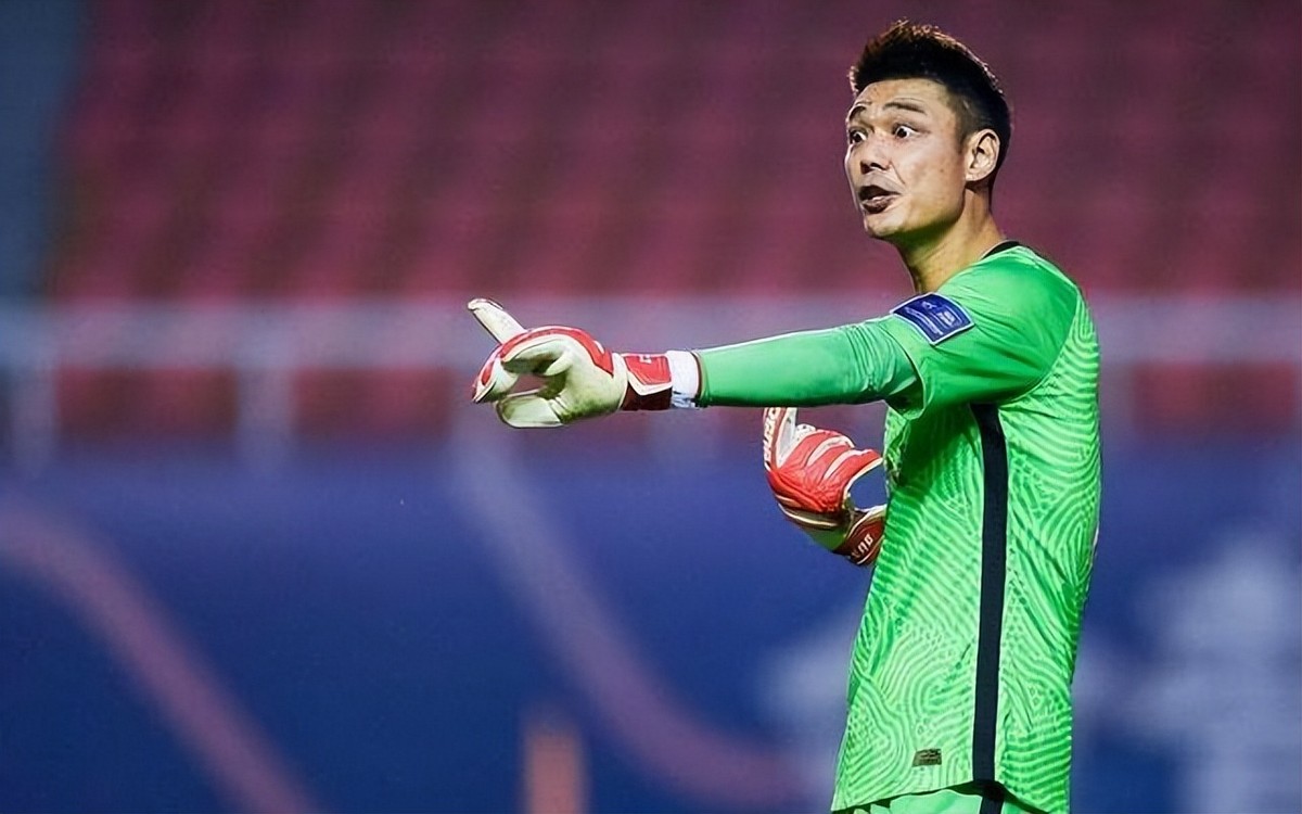 恒大门将曾诚国家队,恒大队长曾诚完整版