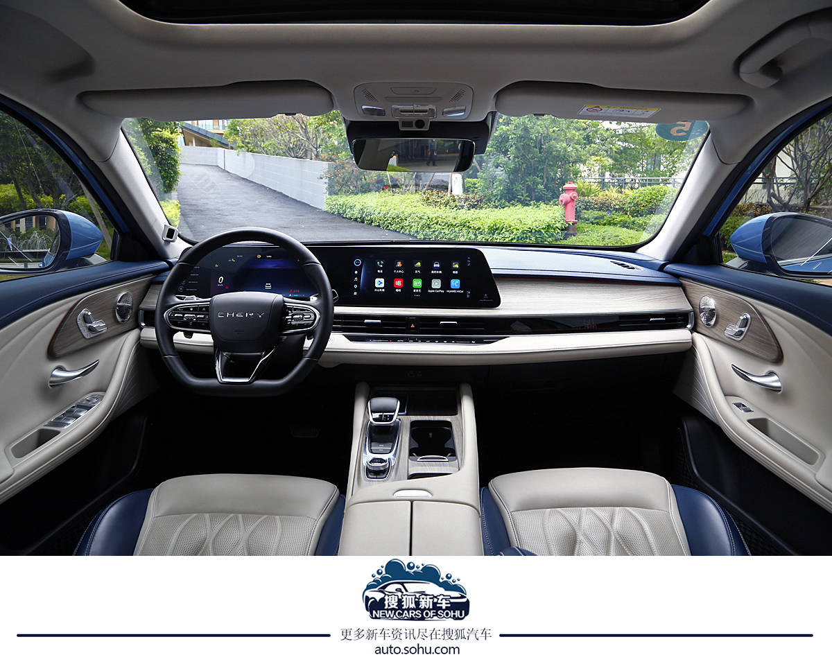 奇瑞艾瑞泽8对比长安uni-v,奇瑞艾瑞泽82.0t试驾