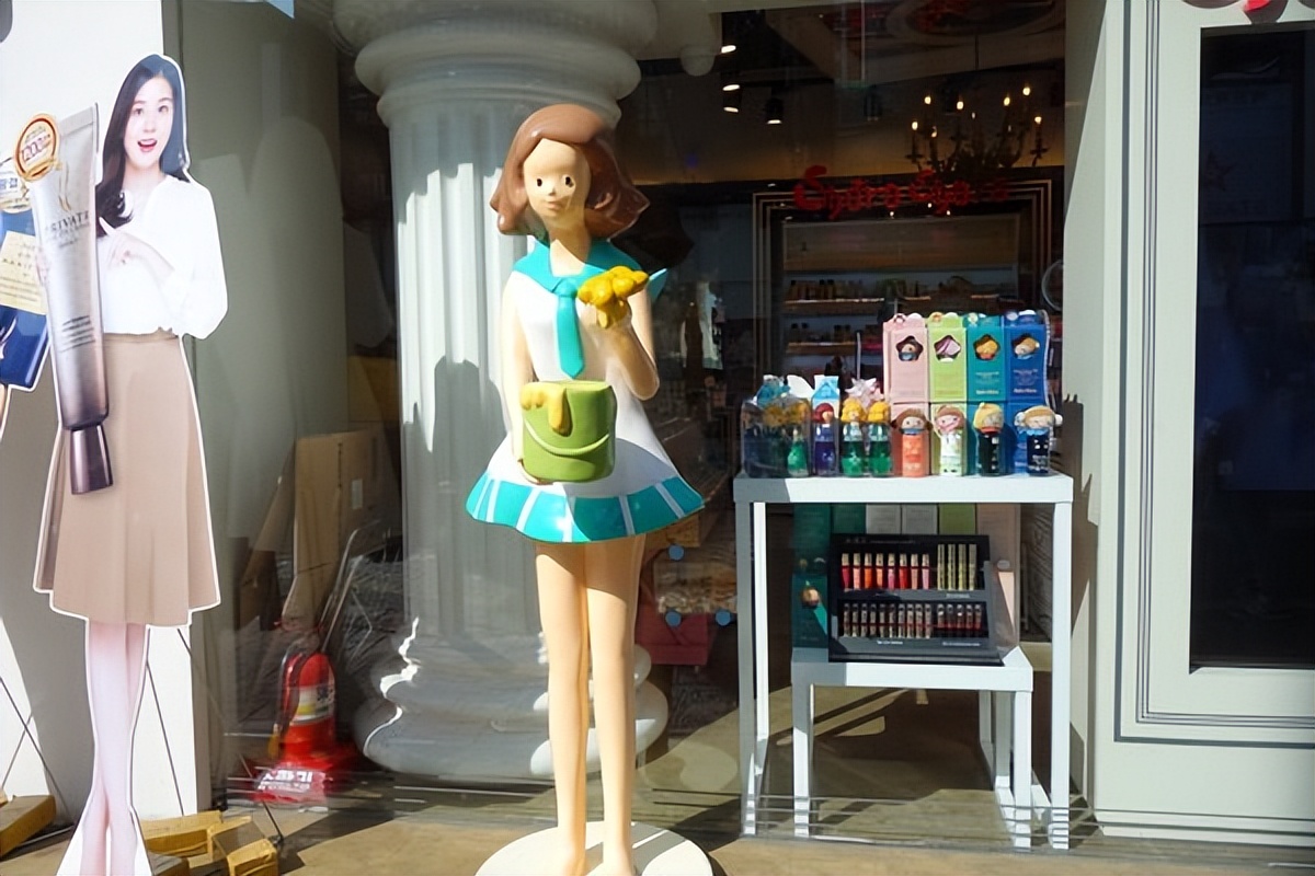 未曾想过的首尔之旅（8）——梨花女子商业街