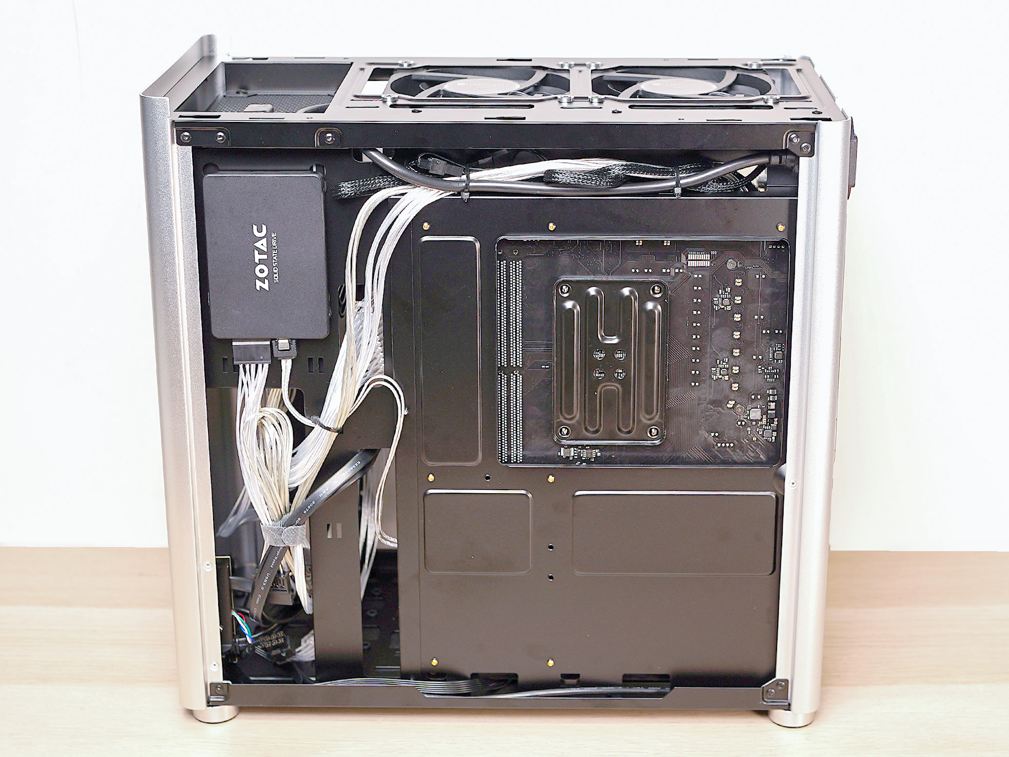 都2022年了，1080p分辨率下4GB显存够用吗？迟到的*X6R5**00XT评测