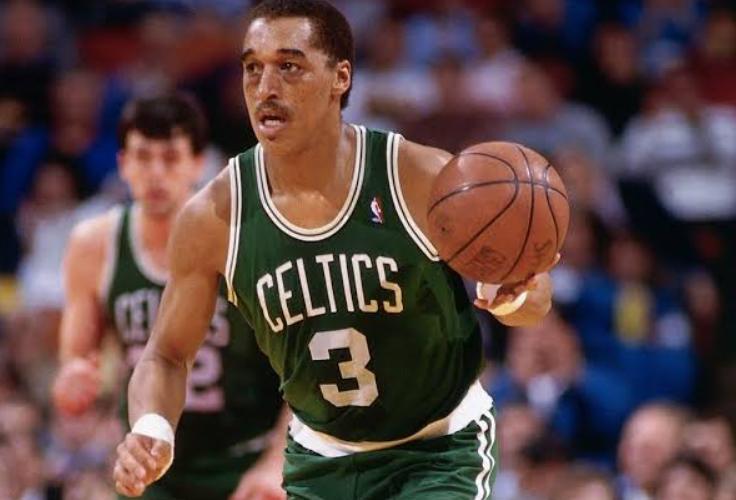 最伟大的3号艾弗森,3号球衣韦德和艾弗森谁最强