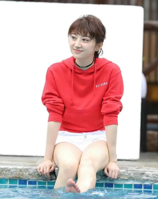 景甜为戏剪短发打造新造型,景甜最近剪了短发了吗