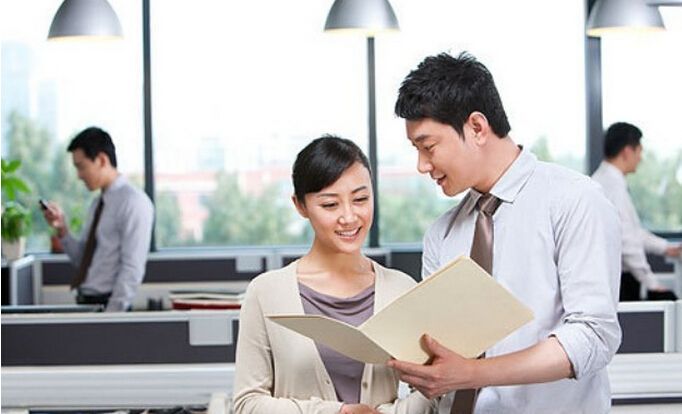 新手做销售如何练好口才,口才不好做销售怎么和客人交流