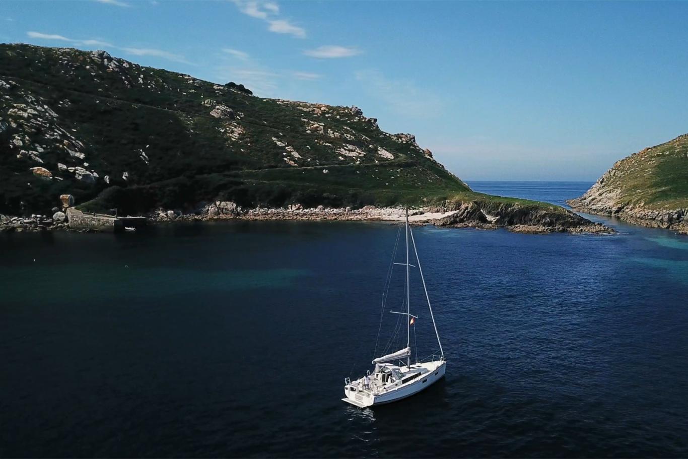 中国小伙荒岛求生大合集,中国小伙的航海日记合集