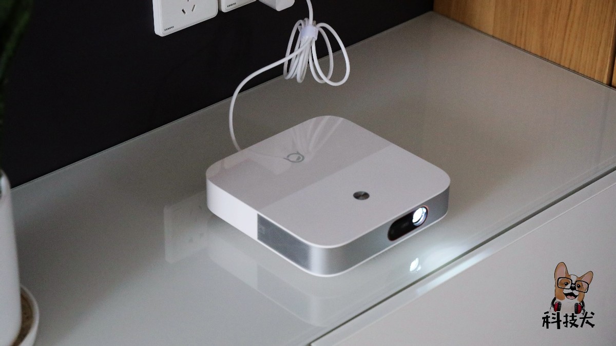 联想小新520投影仪观影效果,联想小新520投影仪测评