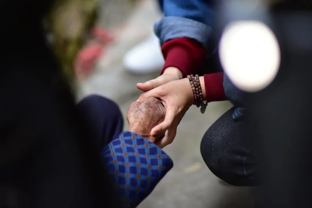 恭喜你通过了这次的英语怎么说,恭喜我们双向奔赴