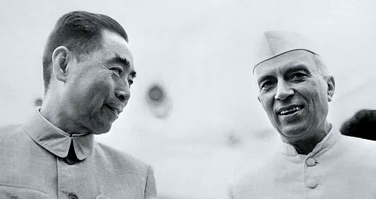 60年印度记者质问:为何说*藏西**是中国的?周总理一个比喻轻松反击