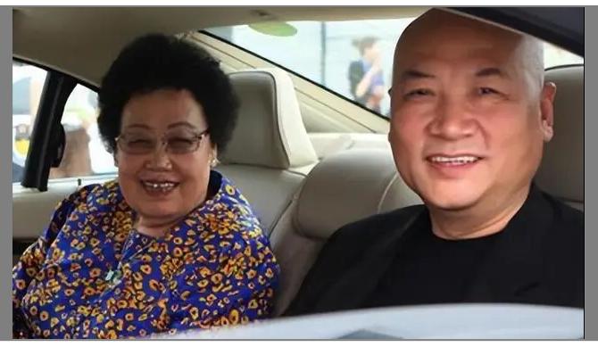 中国最漂亮5位女富婆,中国十大富婆你知道几位