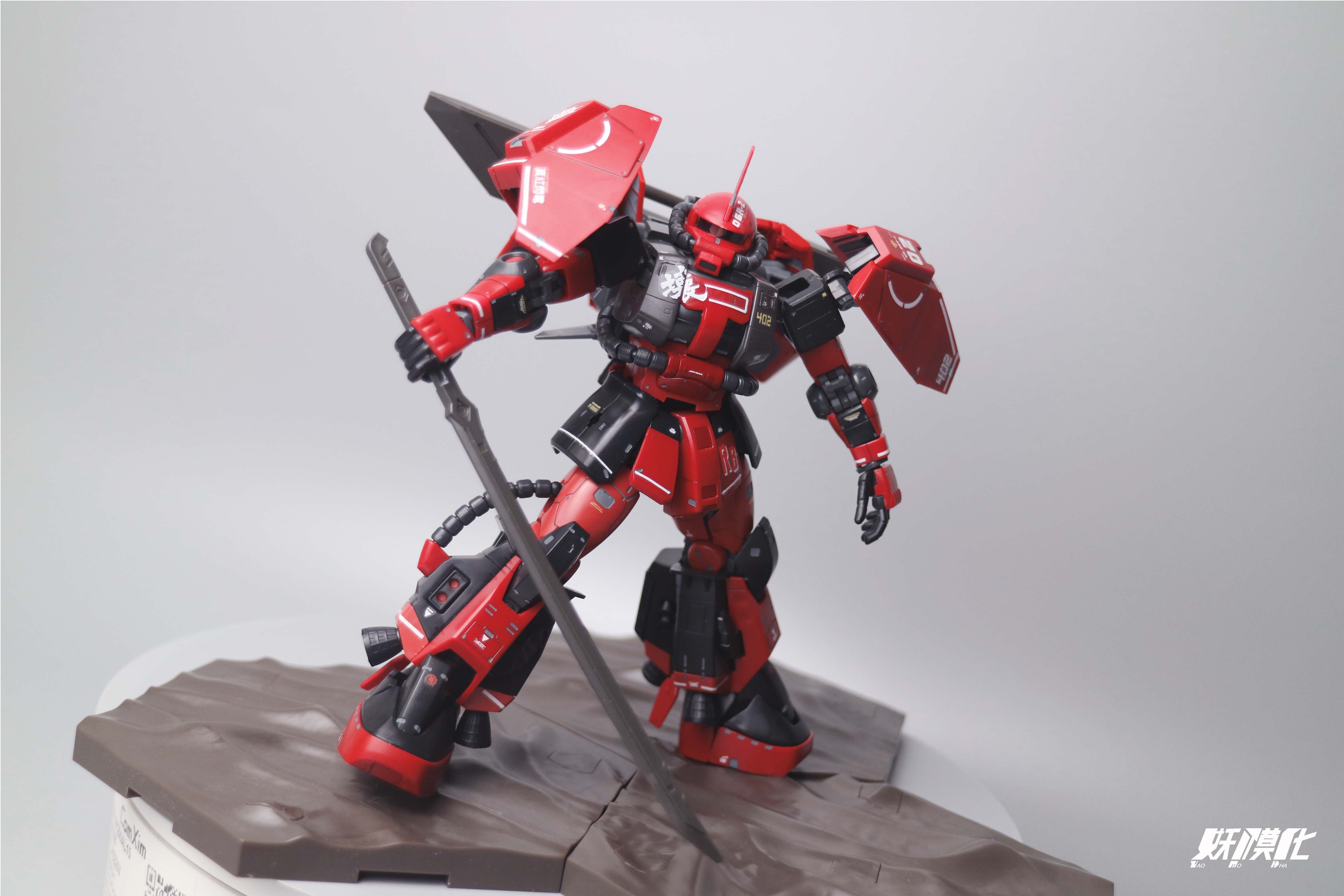 只要够想法，模型素组也能改出好作品-武士扎古