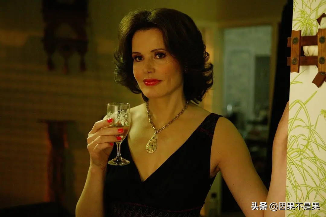 斯巴达克斯蛇蝎美人,斯巴达克斯里的蛇蝎美人