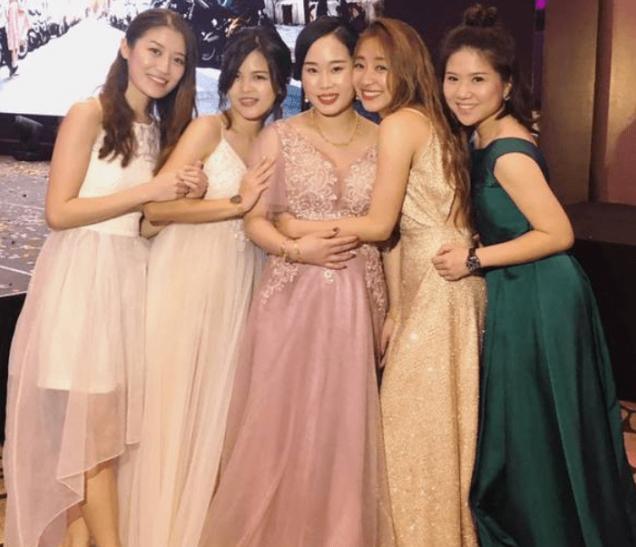 57岁富婆嫁小19岁老公生下三胞胎,57岁富婆嫁给丈夫后生三胞胎