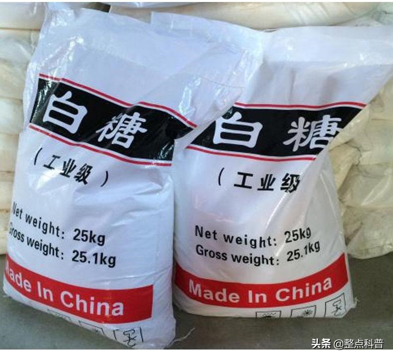 为什么工人往水泥加糖,白糖能阻止水泥硬化这是真的吗