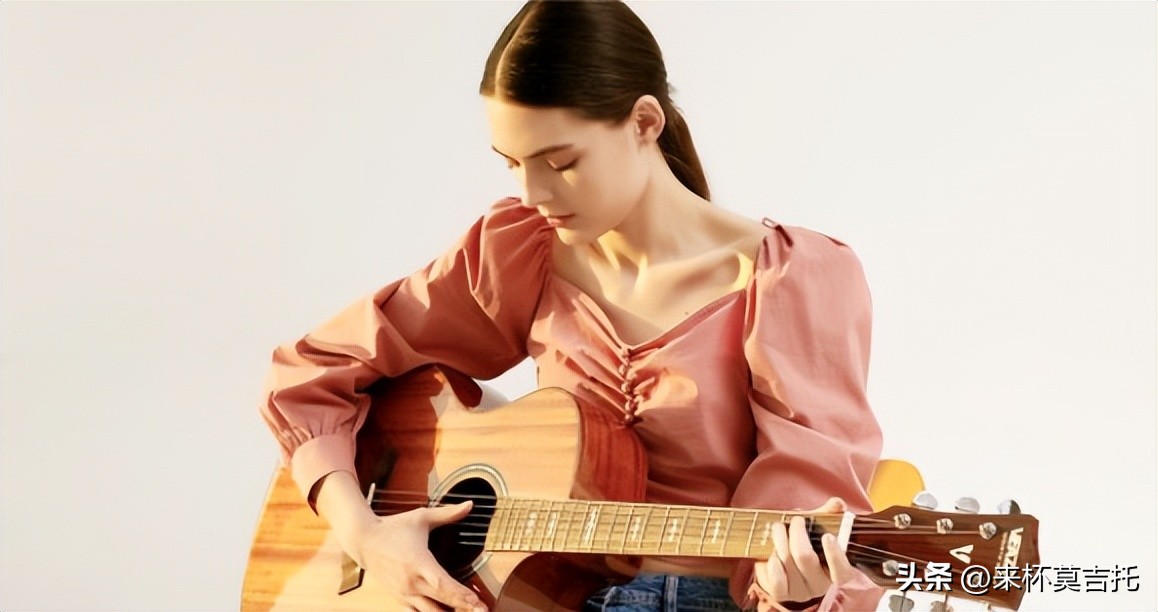 费森吉他和雅马哈吉他,性价比吉他哪款好