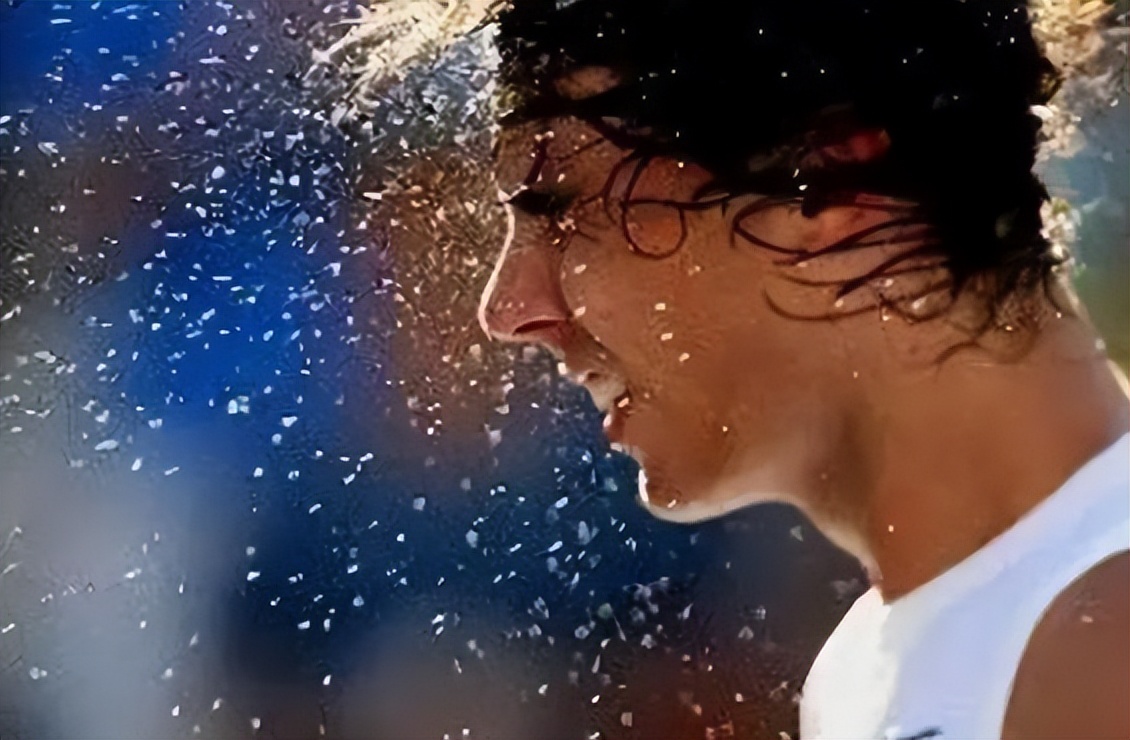 出汗和自汗多是什么原因,自汗严重且一动就出汗是什么原因