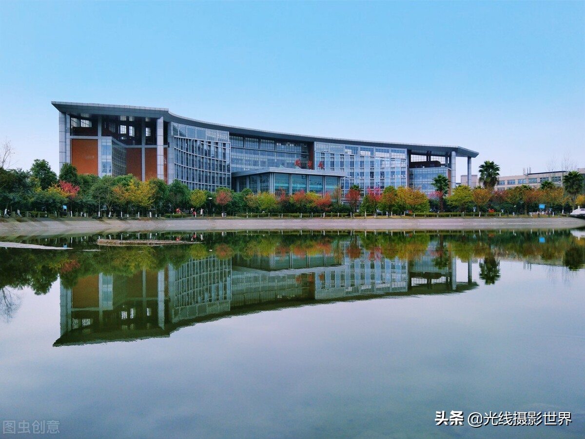 西南政法大学：法学界黄埔军校，法学齐名清华北大，却不是双一流