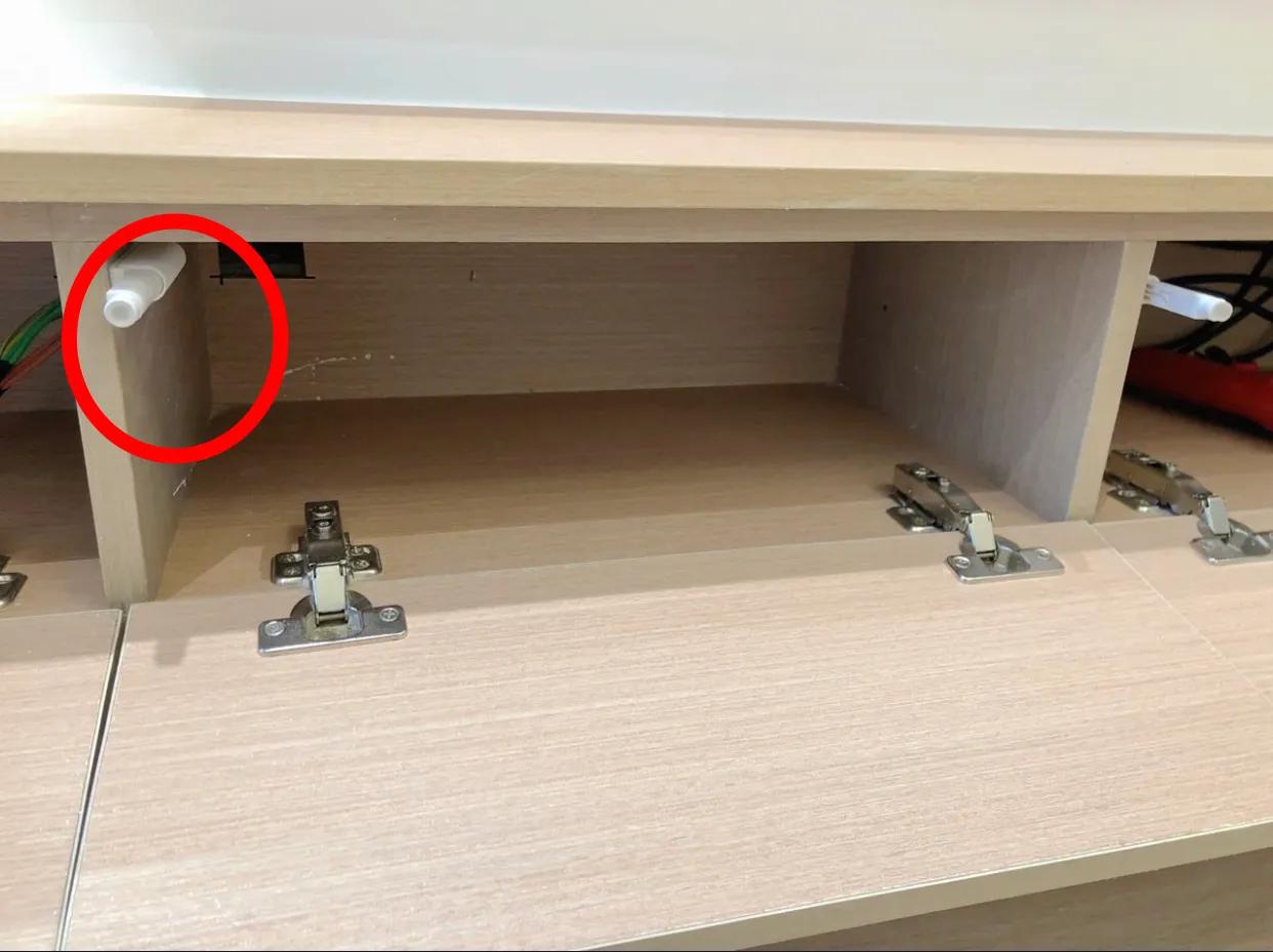 悬空电视柜和放地上的哪个更实用,地面电视柜和悬空电视柜