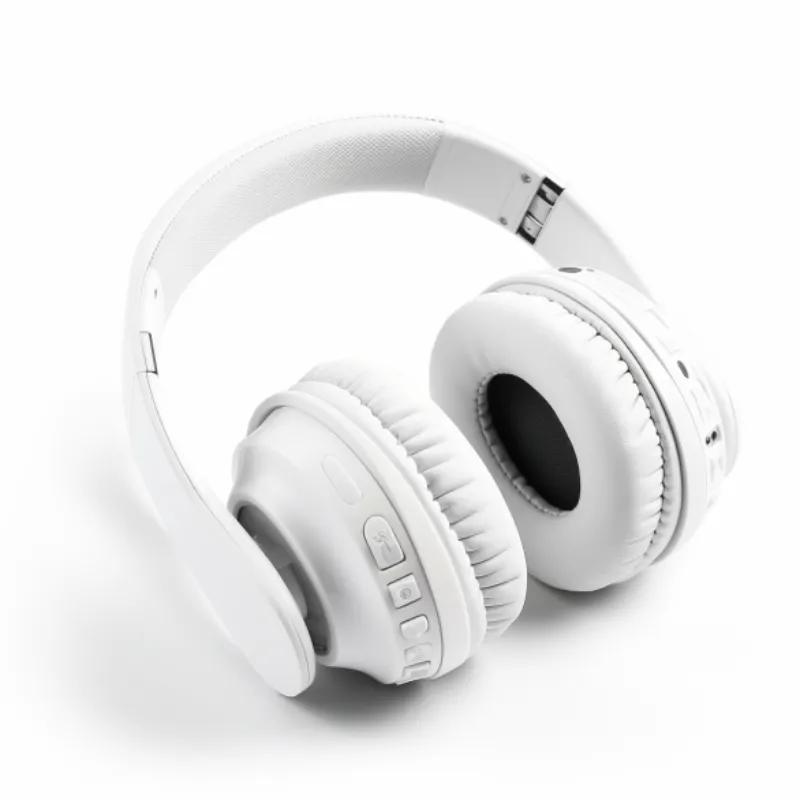 如何选不压迫耳朵头戴式耳机,戴什么耳机不会耳朵疼头戴式