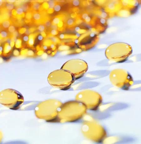 凡士林和维生素e的作用与用途,过期的维生素e有什么用途