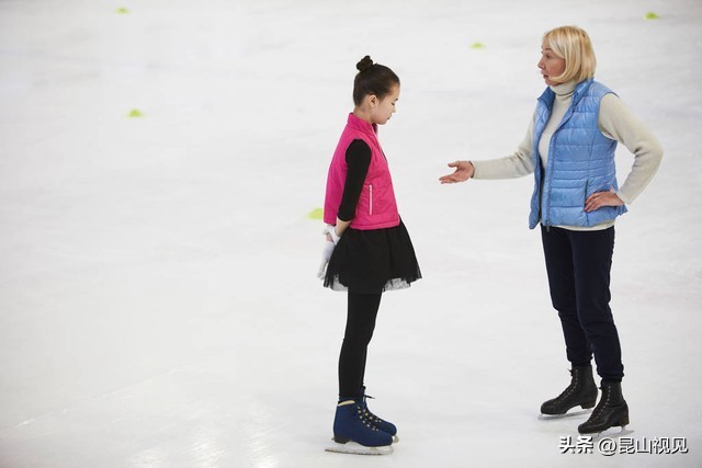 热门名人书单推荐图片高清,一生必读的经典书名人推荐