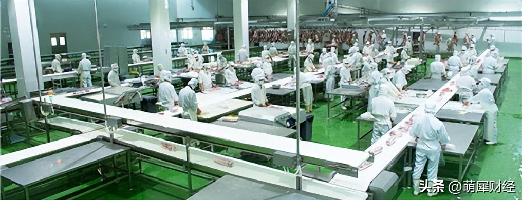 内蒙古狼山镇变“奔富村”：年收入翻十倍，县城买别墅是什么撑起牧民的钱袋子？