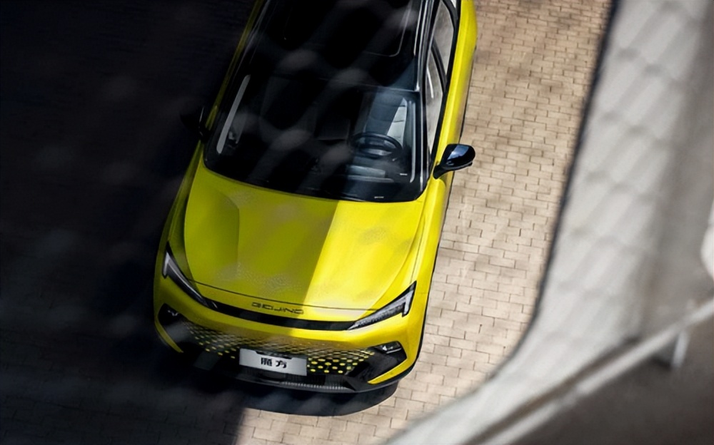 北汽魔方9月最新优惠,北汽魔方11.99万优惠多少